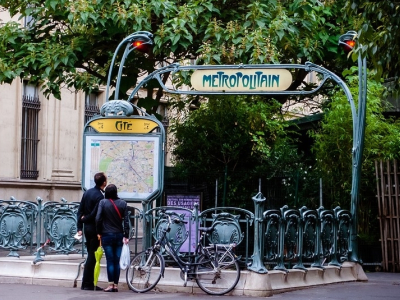 Mobilier urbain emblématique - Metro