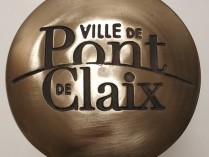  Clou urbain en bronze pour la ville de Pont de Claix