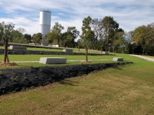 Bancs urbains en béton Zuera - Cimetière de La Teulière