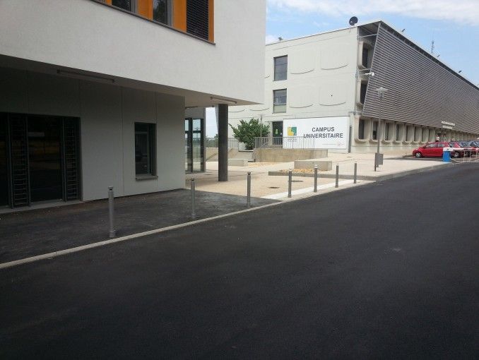 Bornes - Faculté de Médecine Lyon Sud (69)