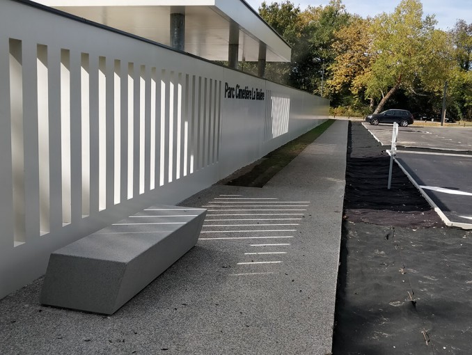 Bancs urbains en béton Zuera - Cimetière de La Teulière