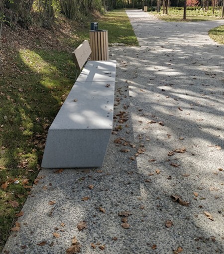 Bancs urbains en béton Zuera - Cimetière de La Teulière